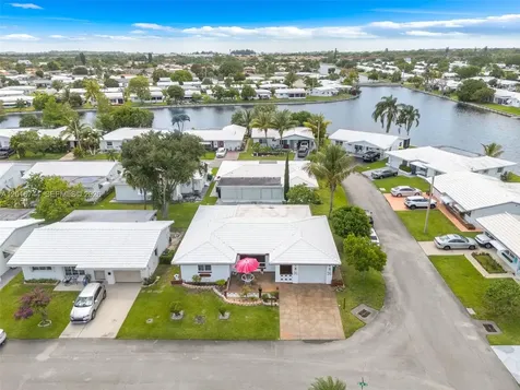5809 NW 83rd Avenue Tamarac FL 33321