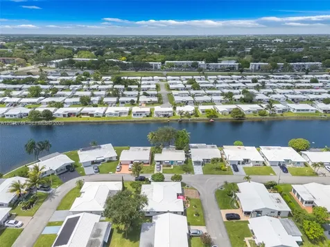 5809 NW 83rd Avenue Tamarac FL 33321
