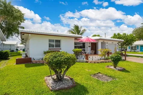 5809 NW 83rd Avenue Tamarac FL 33321