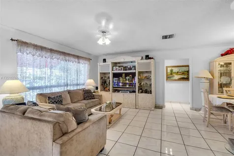 5809 NW 83rd Avenue Tamarac FL 33321