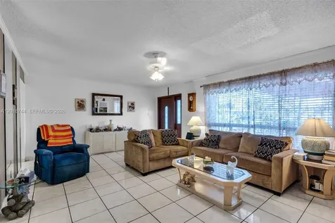 5809 NW 83rd Avenue Tamarac FL 33321