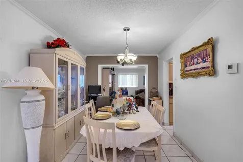5809 NW 83rd Avenue Tamarac FL 33321