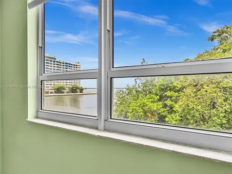 2000 N Bayshore Drive Miami FL 33137