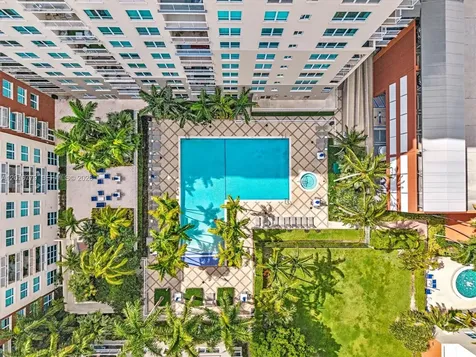 2000 N Bayshore Drive Miami FL 33137