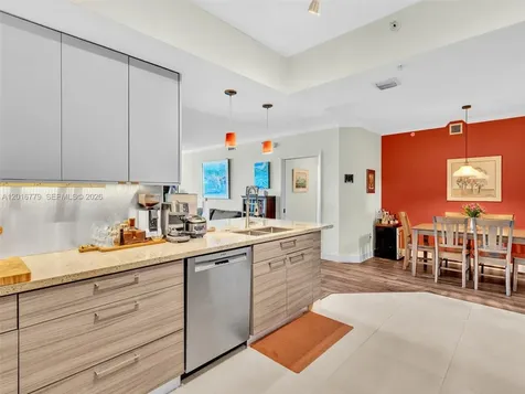 2000 N Bayshore Drive Miami FL 33137