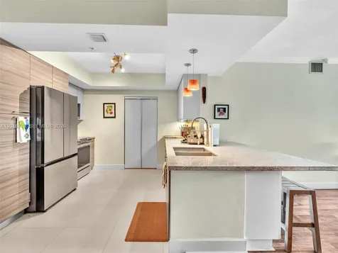 2000 N Bayshore Drive Miami FL 33137