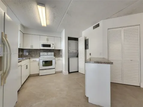 6065 NW 186th Street Hialeah FL 33015
