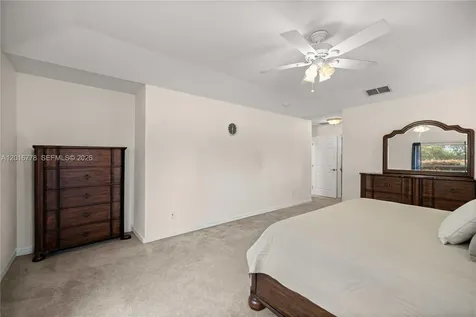 4300 NW 4th Circle Ocala FL 34475