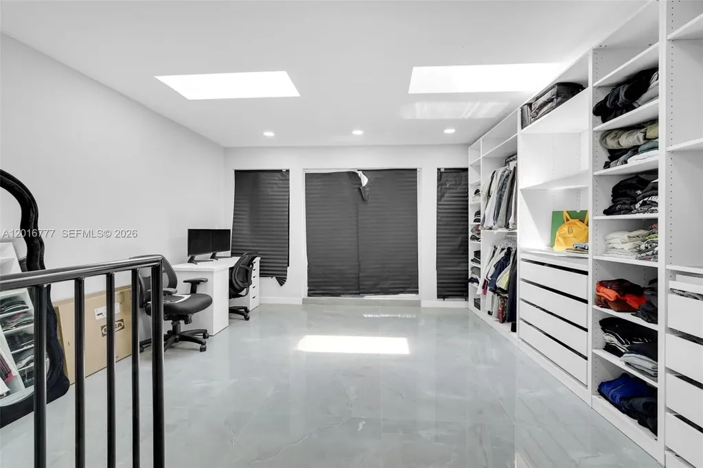 3411 Thomas Street Hollywood FL 33021