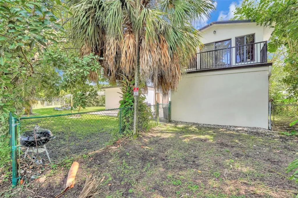 3411 Thomas Street Hollywood FL 33021