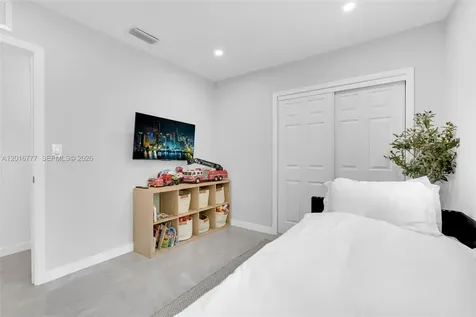 3411 Thomas Street Hollywood FL 33021