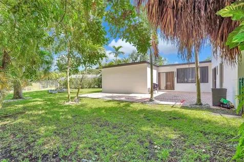 3411 Thomas Street Hollywood FL 33021