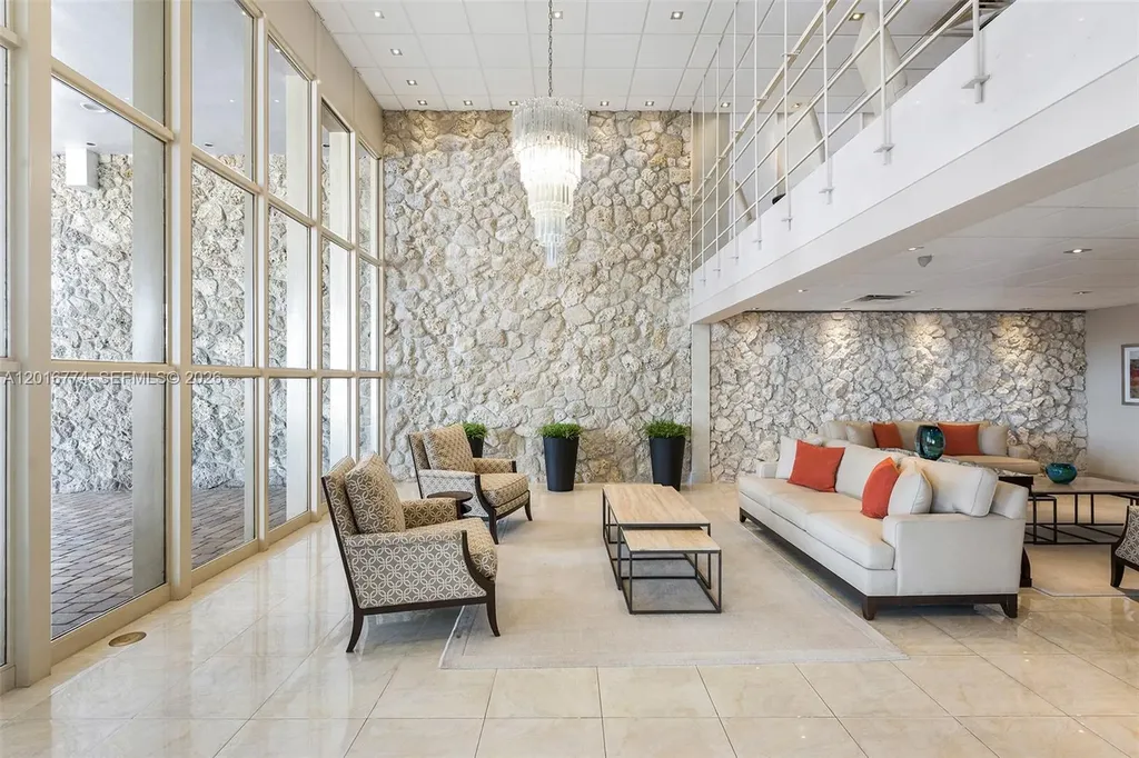 3111 N Ocean Drive Hollywood FL 33019