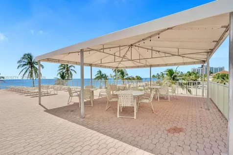 3111 N Ocean Drive Hollywood FL 33019