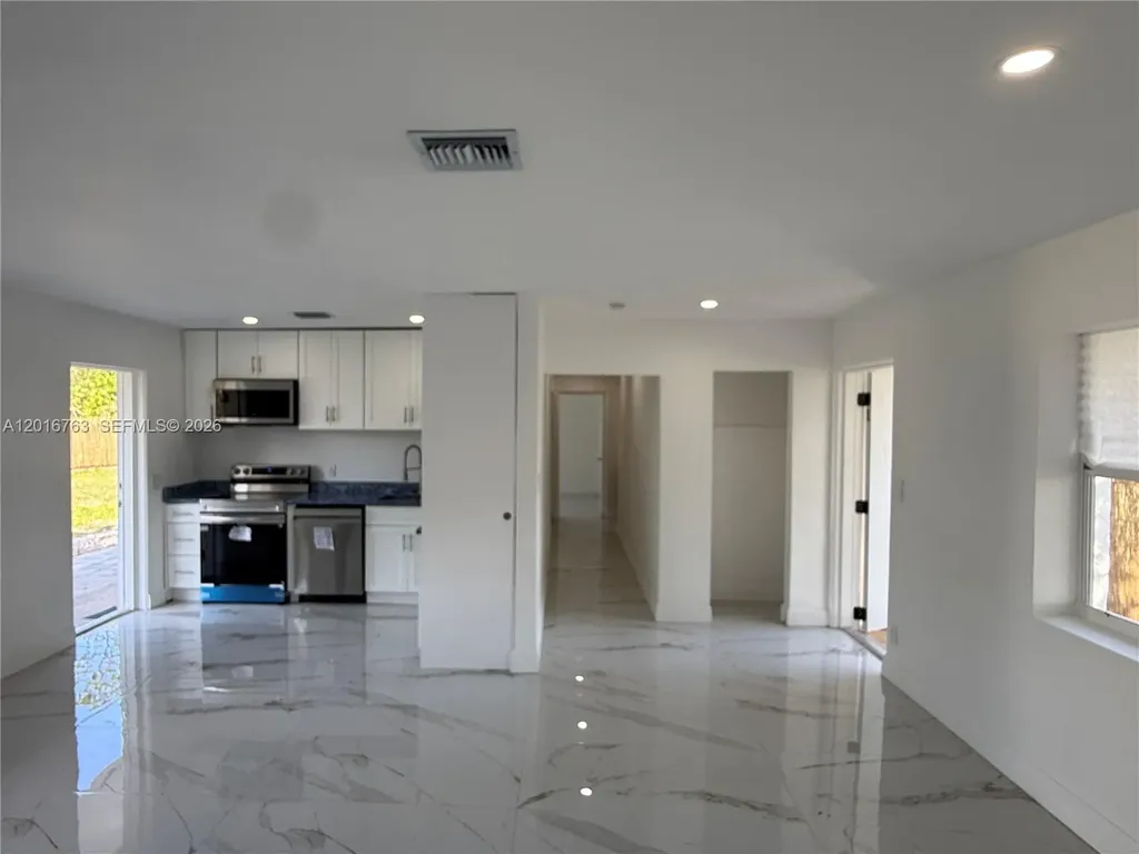 1606 NW 12th Avenue Fort Lauderdale FL 33311