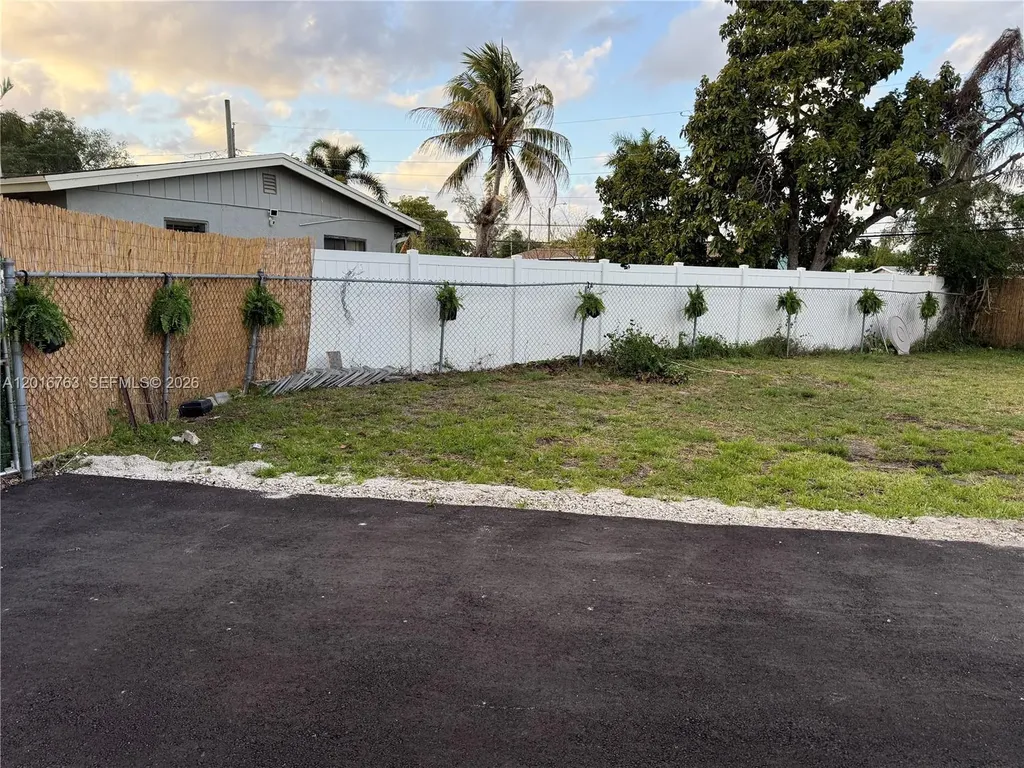1606 NW 12th Avenue Fort Lauderdale FL 33311