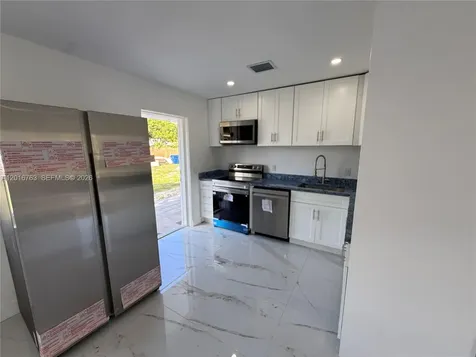 1606 NW 12th Avenue Fort Lauderdale FL 33311