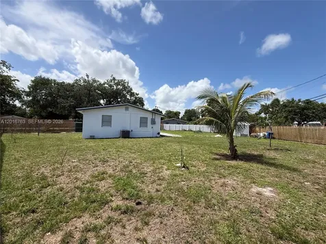 1606 NW 12th Avenue Fort Lauderdale FL 33311