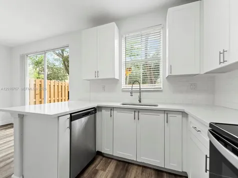 1426 SE 26th Avenue Homestead FL 33035