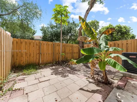 1426 SE 26th Avenue Homestead FL 33035