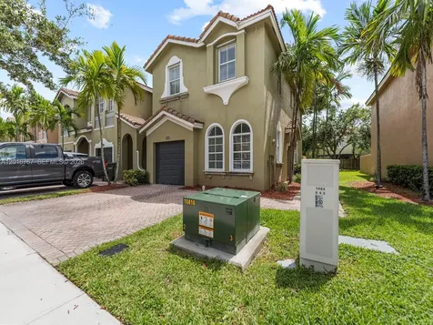 1426 SE 26th Avenue Homestead FL 33035