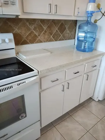 201 NE 14th Avenue Hallandale Beach FL 33009