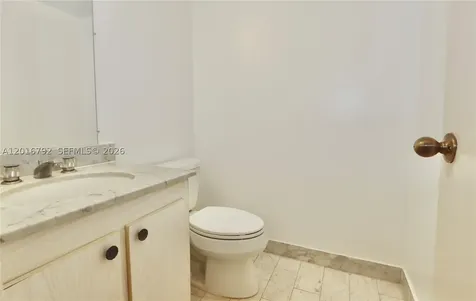 2401 S Ocean Drive Hollywood FL 33019