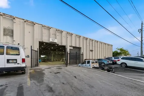 2275 NW 150th Street Opa-Locka FL 33054