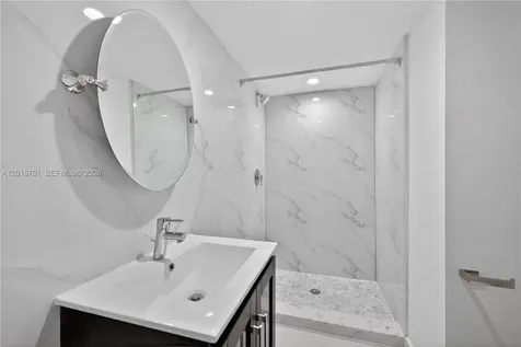 1552 Euclid Avenue Miami Beach FL 33139