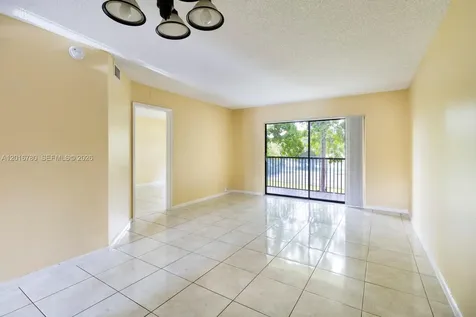 9000 NW 28th Drive Coral Springs FL 33065