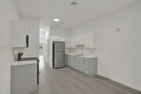 1567 NW 1st Street Miami FL 33125