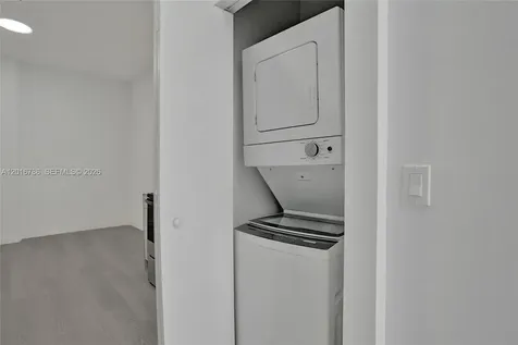 1567 NW 1st Street Miami FL 33125