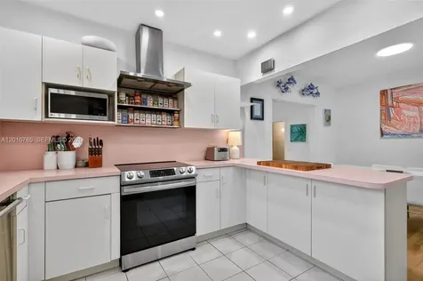 1871 SW 23rd Street Miami FL 33145
