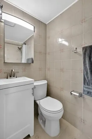 1871 SW 23rd Street Miami FL 33145