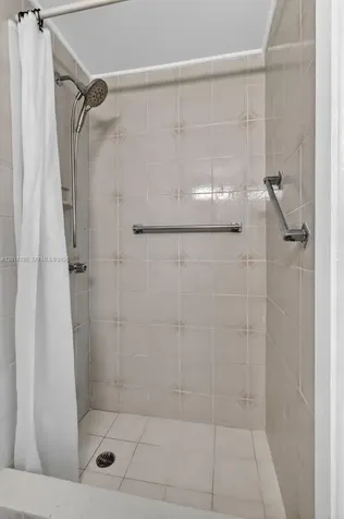 1871 SW 23rd Street Miami FL 33145