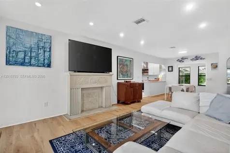 1871 SW 23rd Street Miami FL 33145