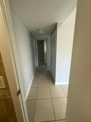 Miami FL 33172