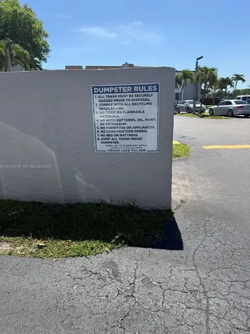 Miami FL 33172