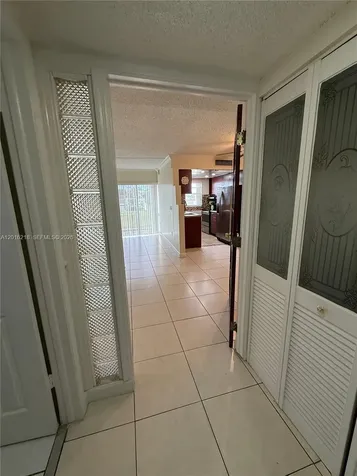 9321 SW 4th Street Miami FL 33174