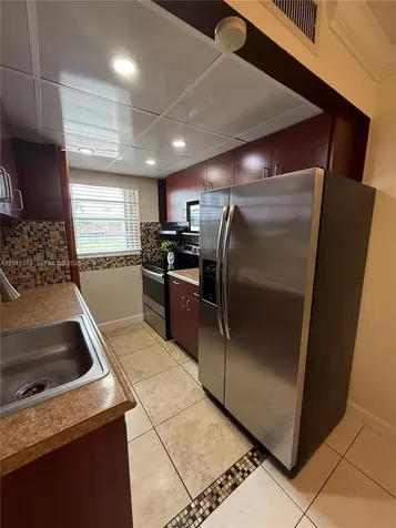 9321 SW 4th Street Miami FL 33174