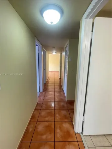 6255 Kendale Lakes Circle Miami FL 33183
