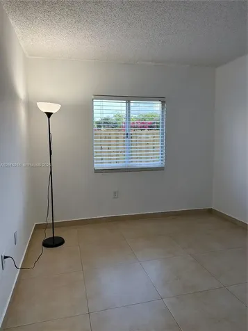 6255 Kendale Lakes Circle Miami FL 33183