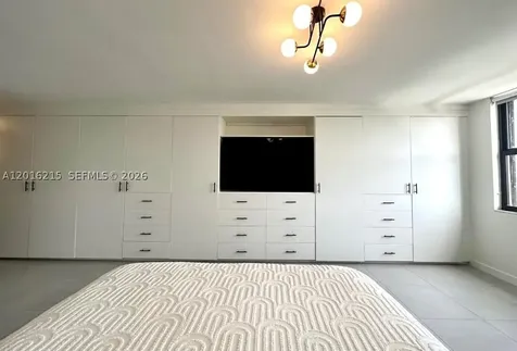 1800 NE 114th Street Miami FL 33181