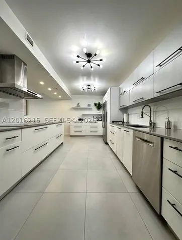 1800 NE 114th Street Miami FL 33181