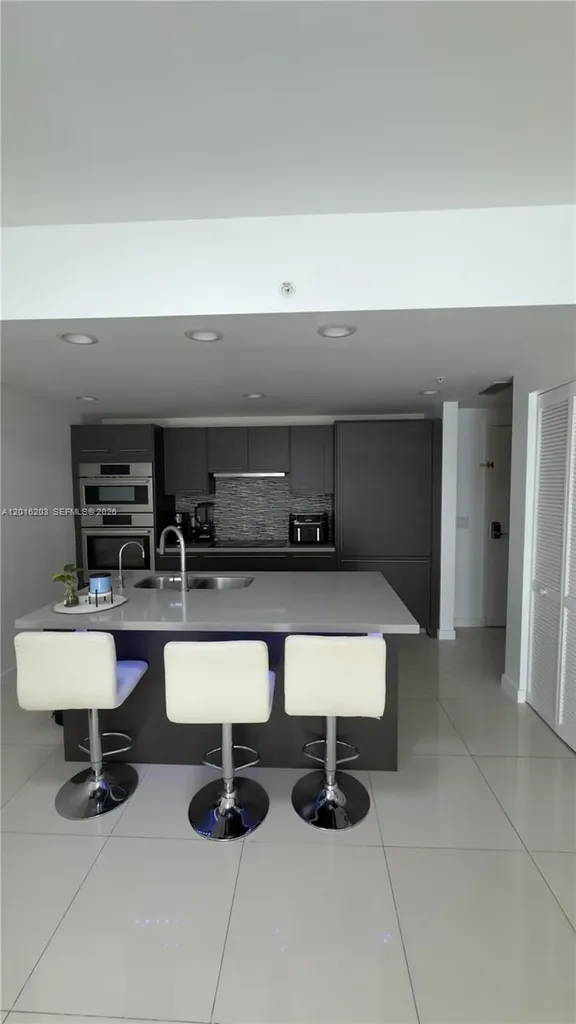 7661 NW 107th Avenue Doral FL 33178