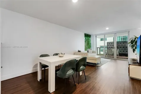 9261 E Bay Harbor Drive Bay Harbor Islands FL 33154