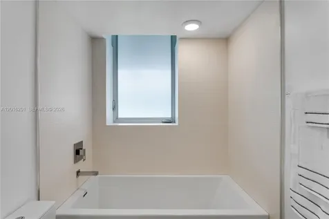 9261 E Bay Harbor Drive Bay Harbor Islands FL 33154
