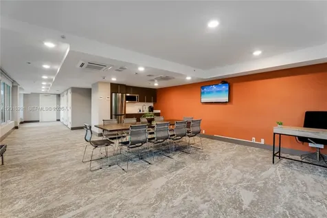 9261 E Bay Harbor Drive Bay Harbor Islands FL 33154
