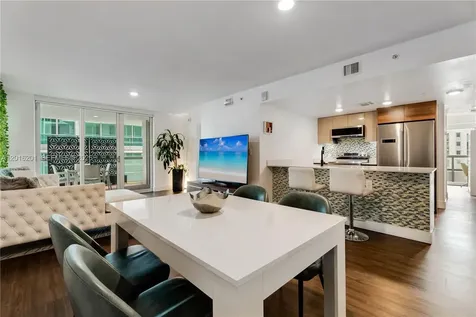 9261 E Bay Harbor Drive Bay Harbor Islands FL 33154