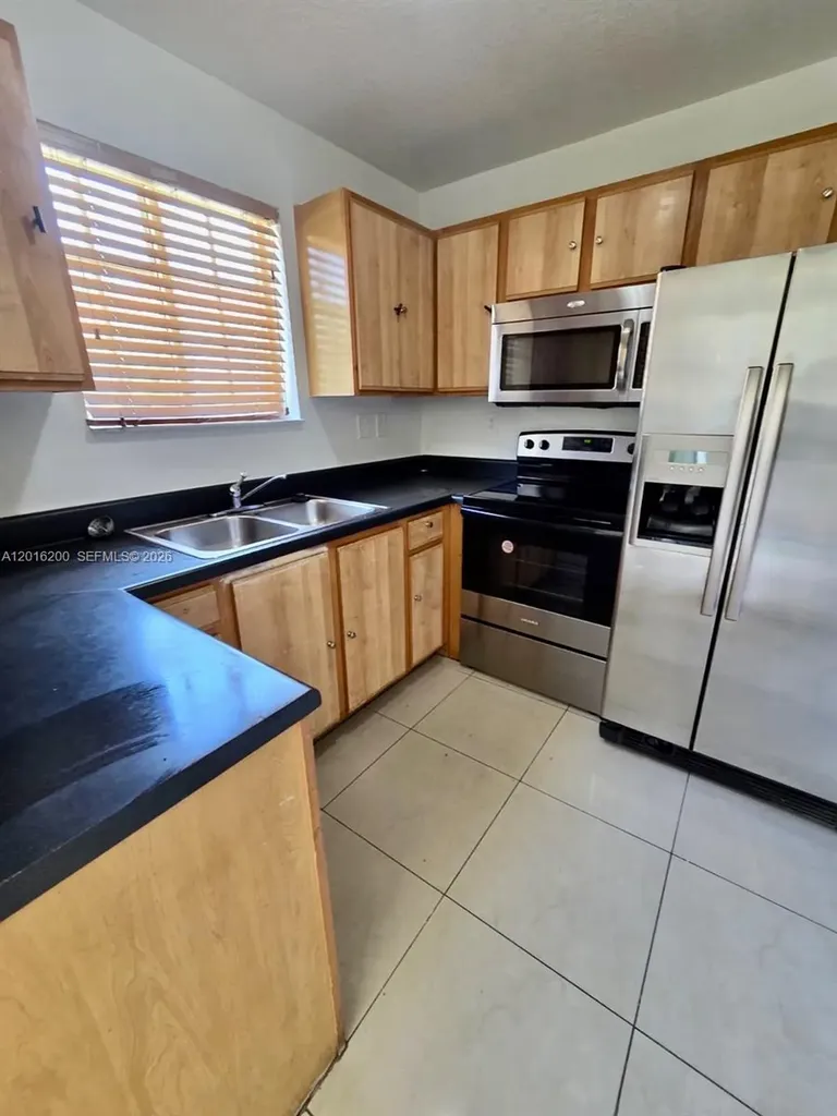 2170 NE 167th Street North Miami Beach FL 33162